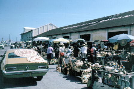 straw market