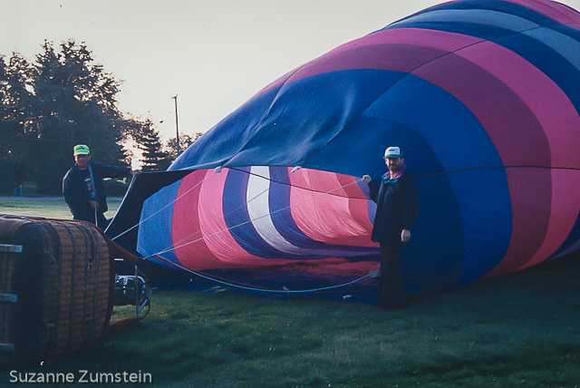 The balloon inflated more and more. balloon
