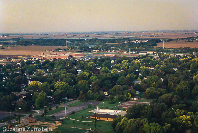 More residential area balloon