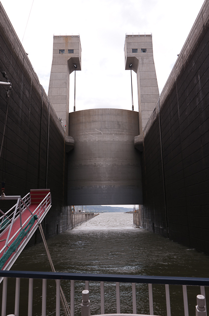 lock Columbia River