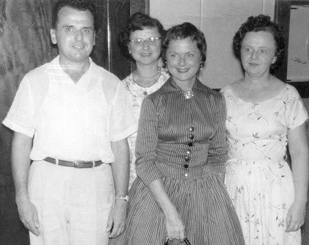 The adult children of Stephanie and Lawrence group